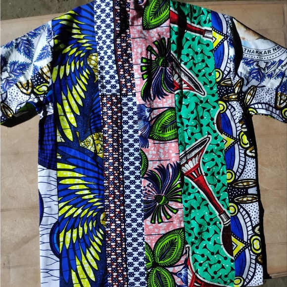 Togo West Africa designer fundraiser. Here we have a young entrepreneur, Didier. - Picture 3 of 9